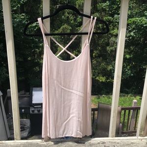 ⛄️Baby Pink Strappy Tank⛄️